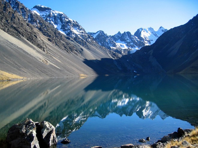 Bolivia_Andes Camp at Lake Juri Khota.jpg