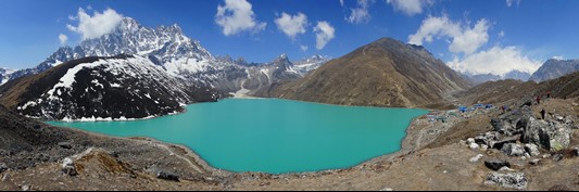 Gokyo Lakes trek and village.jpg