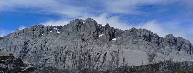 carstensz_pyramid.jpg